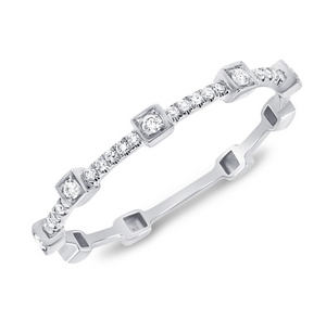 Square stackable ring